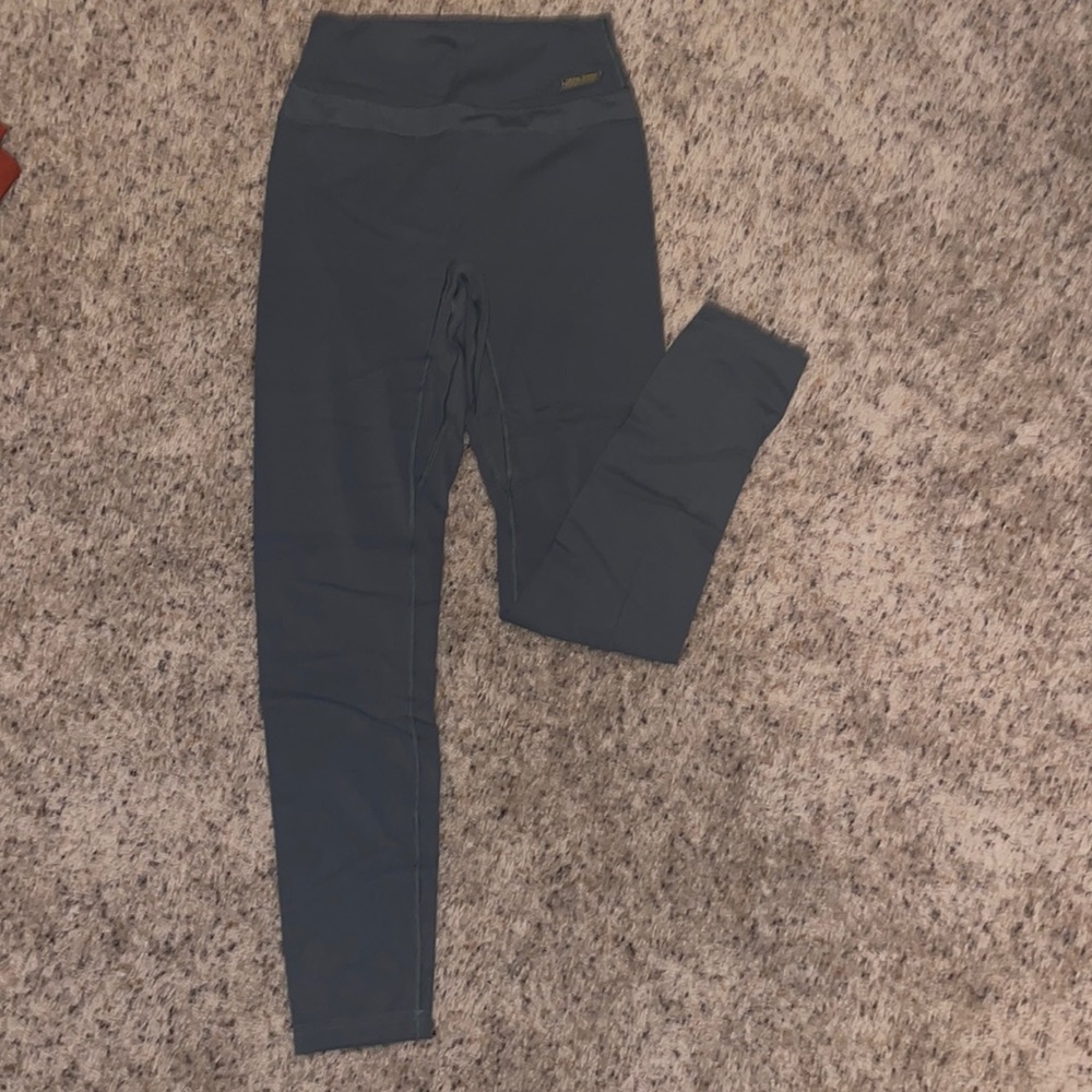 Whitney Simmons leggings